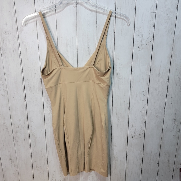 Maidenform Wear Your Own Bra Slip Firm Control Cool Comfort Beige Size 2XL #2541 - Picture 6 of 11